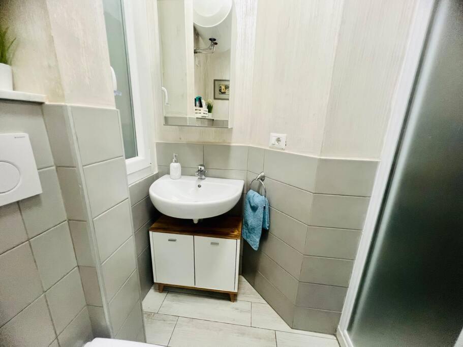 Suite Casa Gioele - Санремо Экстерьер фото